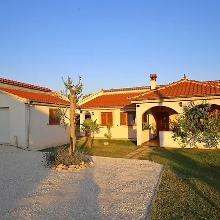 Josa - 350 M From Sea Sukošan